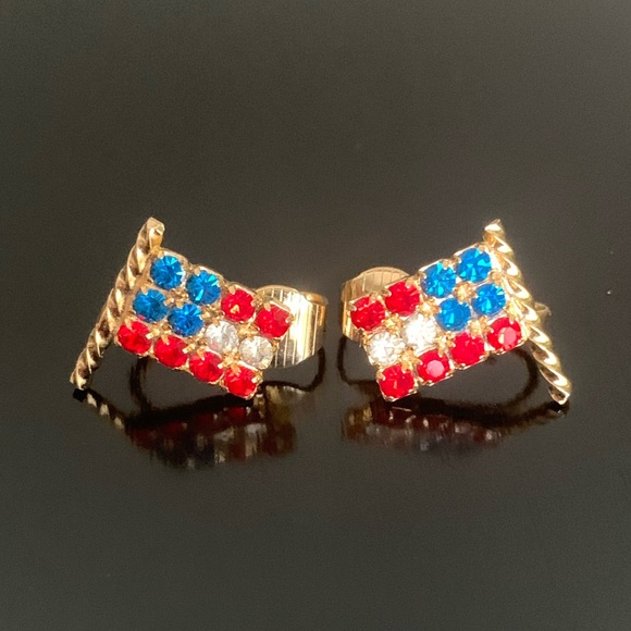 Jewelry - Like New! Vintage Earrings American Flag Rhinestone Clip On